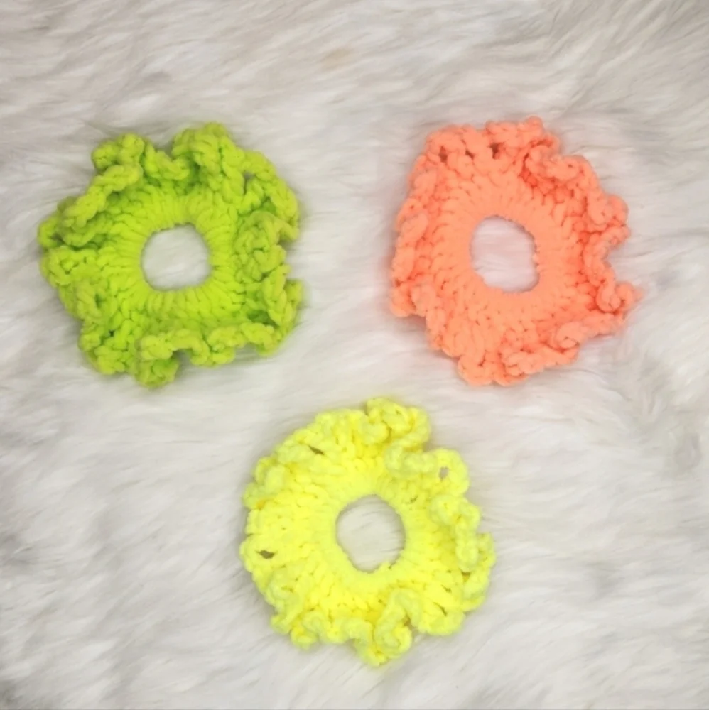 Handmade Textured Crocheted Scrunchies Ponytail Holder Hair Tie Set Of 3 - New